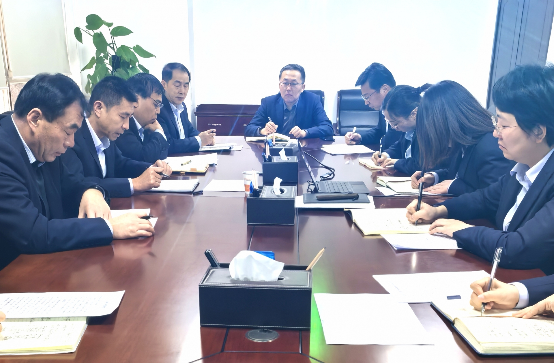 ������(�й���)���޹�˾����